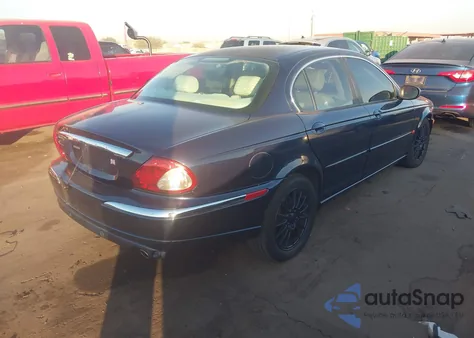 2007 Jaguar X-Type 3.0 из США, поврежденный, VIN SAJWA51A57WJ26388